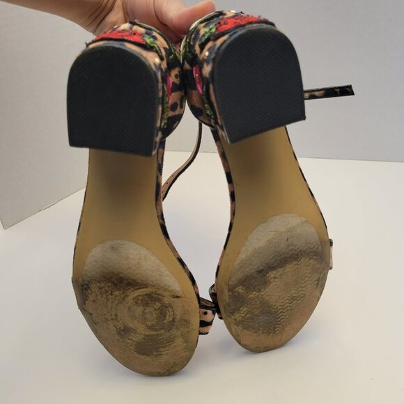 Steve Madden Leopard Print Sandals with Floral Embroidery - Picture 10 of 11